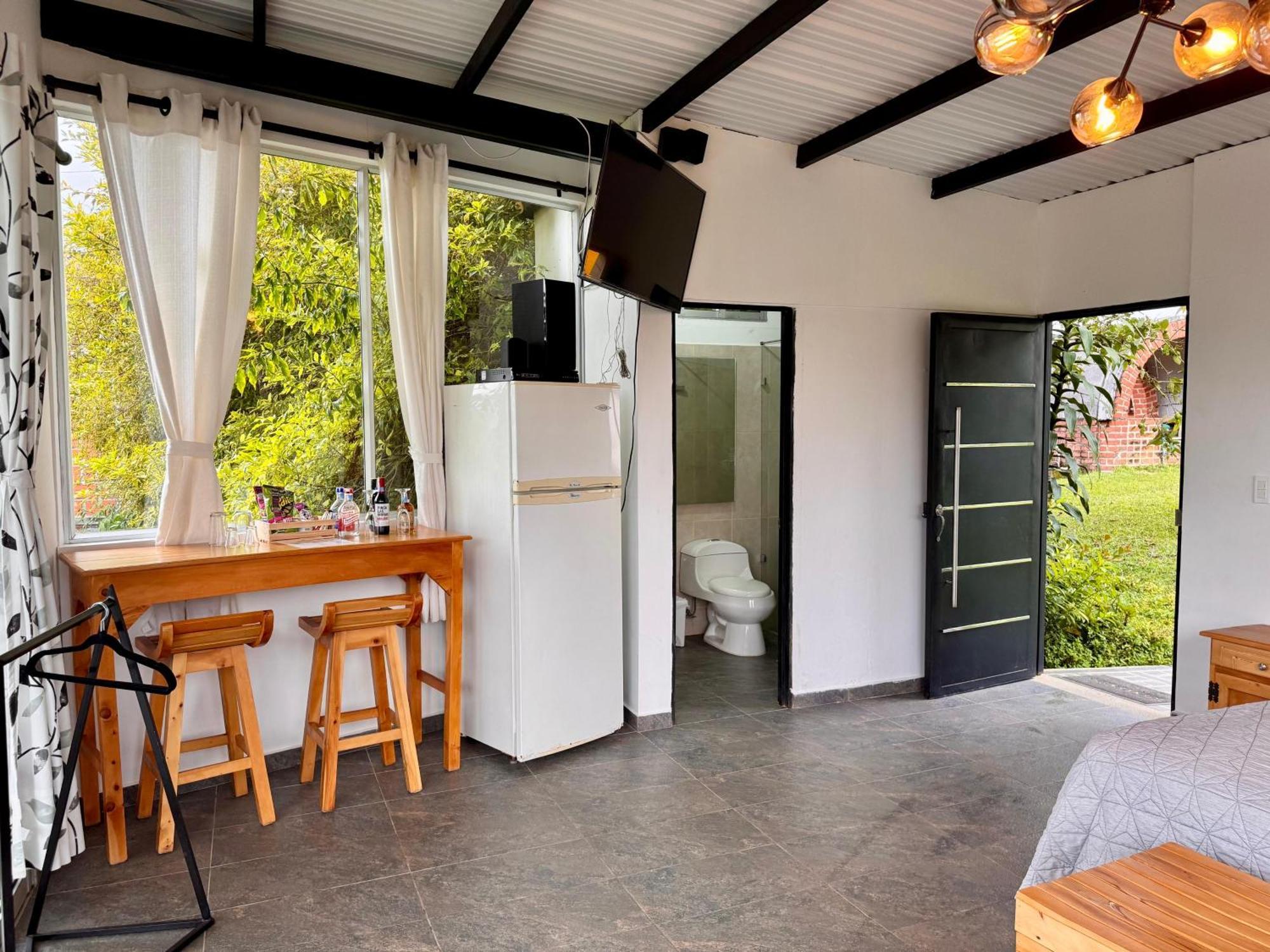 Hotel Campestre Alto Lindo En Guatape Luaran gambar