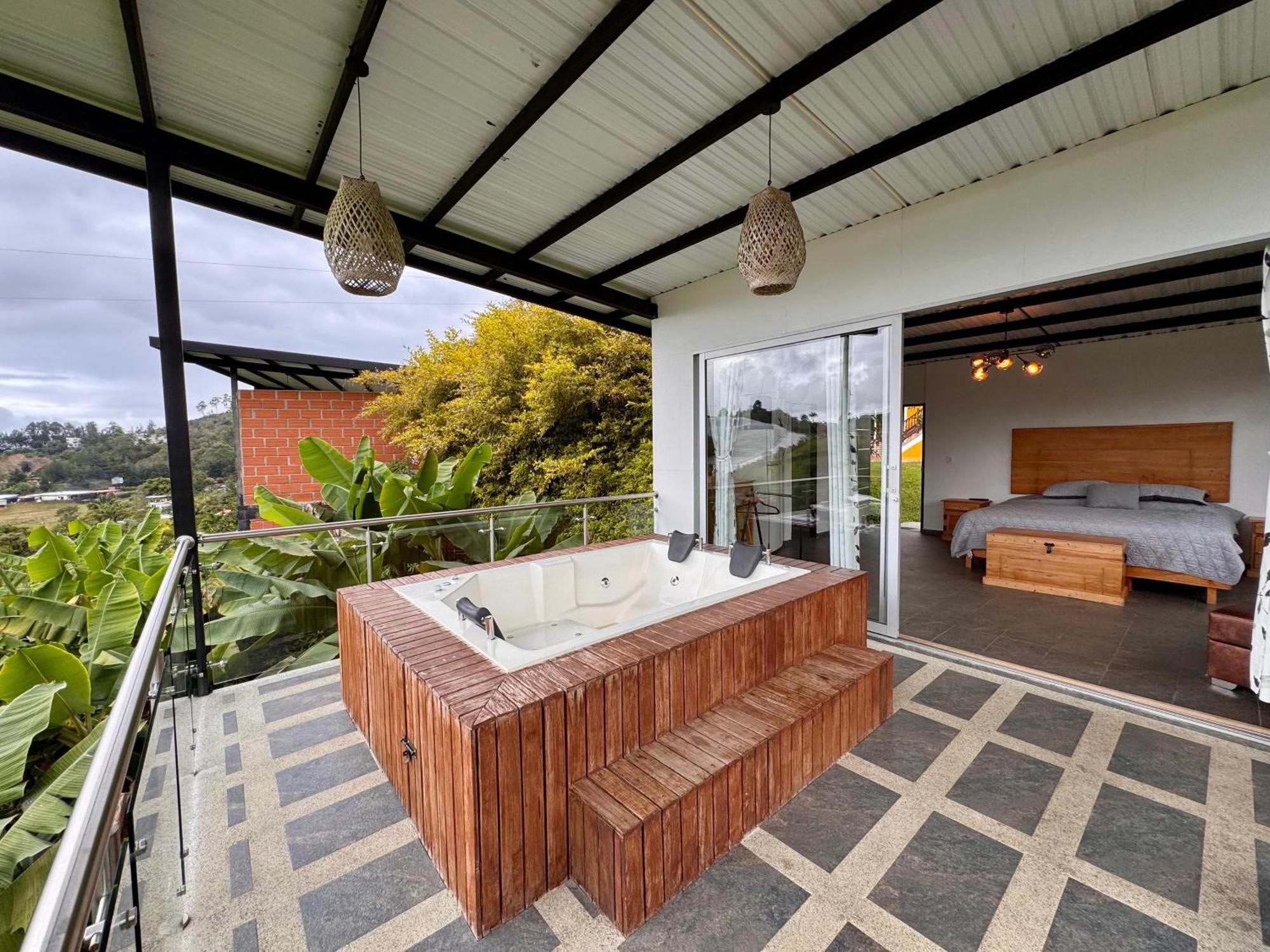 Hotel Campestre Alto Lindo En Guatape Luaran gambar