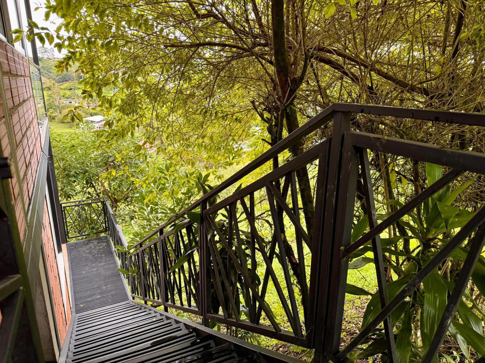 Hotel Campestre Alto Lindo En Guatape Luaran gambar