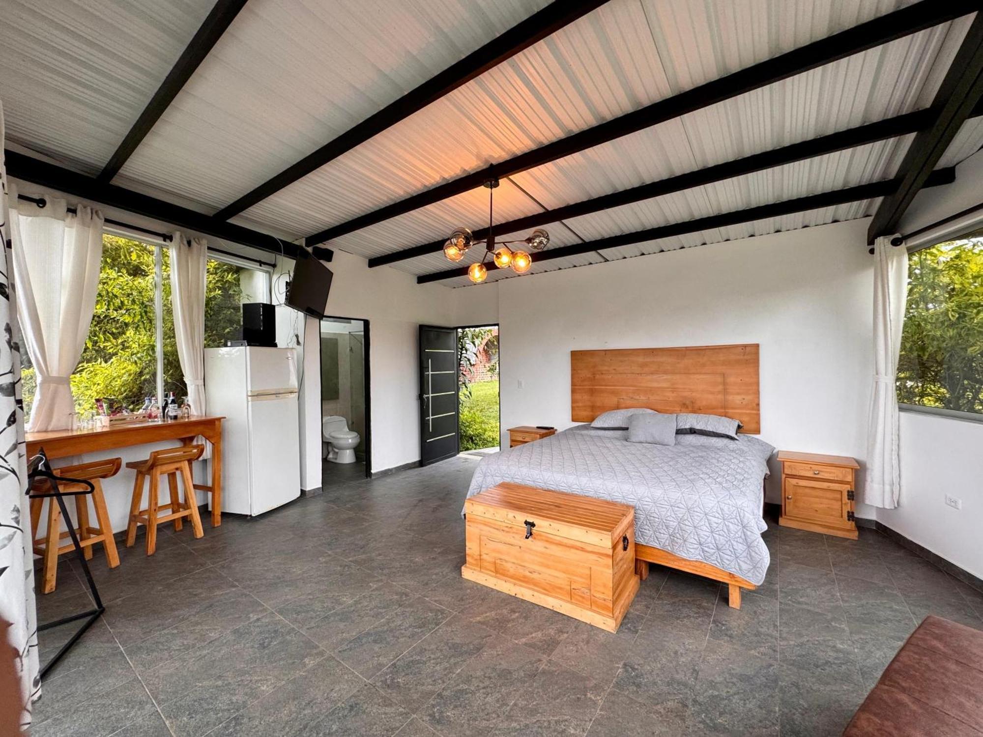 Hotel Campestre Alto Lindo En Guatape Luaran gambar