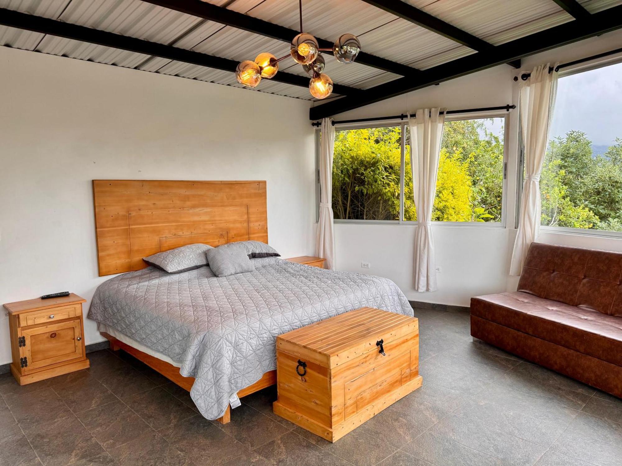 Hotel Campestre Alto Lindo En Guatape Luaran gambar