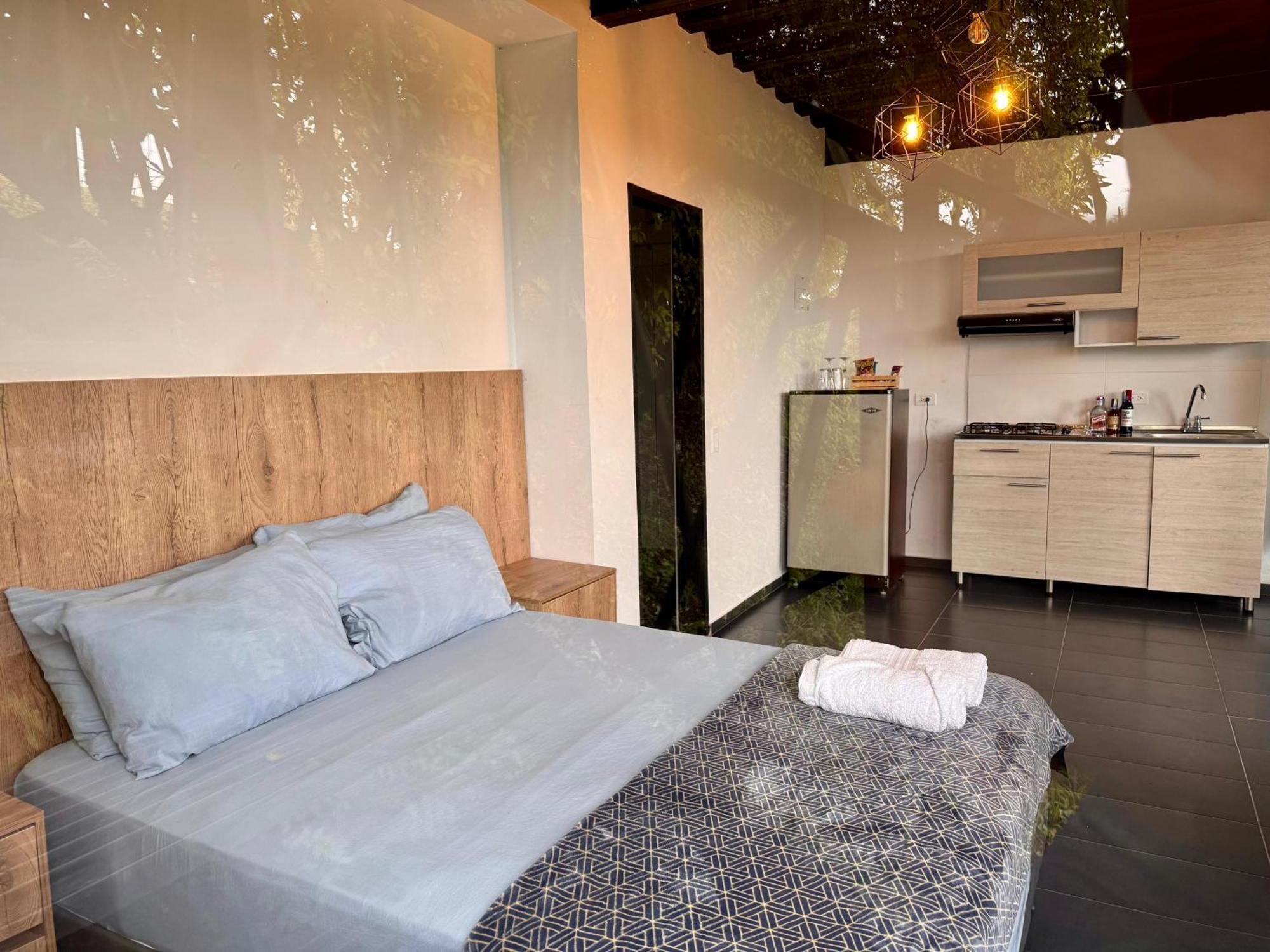 Hotel Campestre Alto Lindo En Guatape Luaran gambar