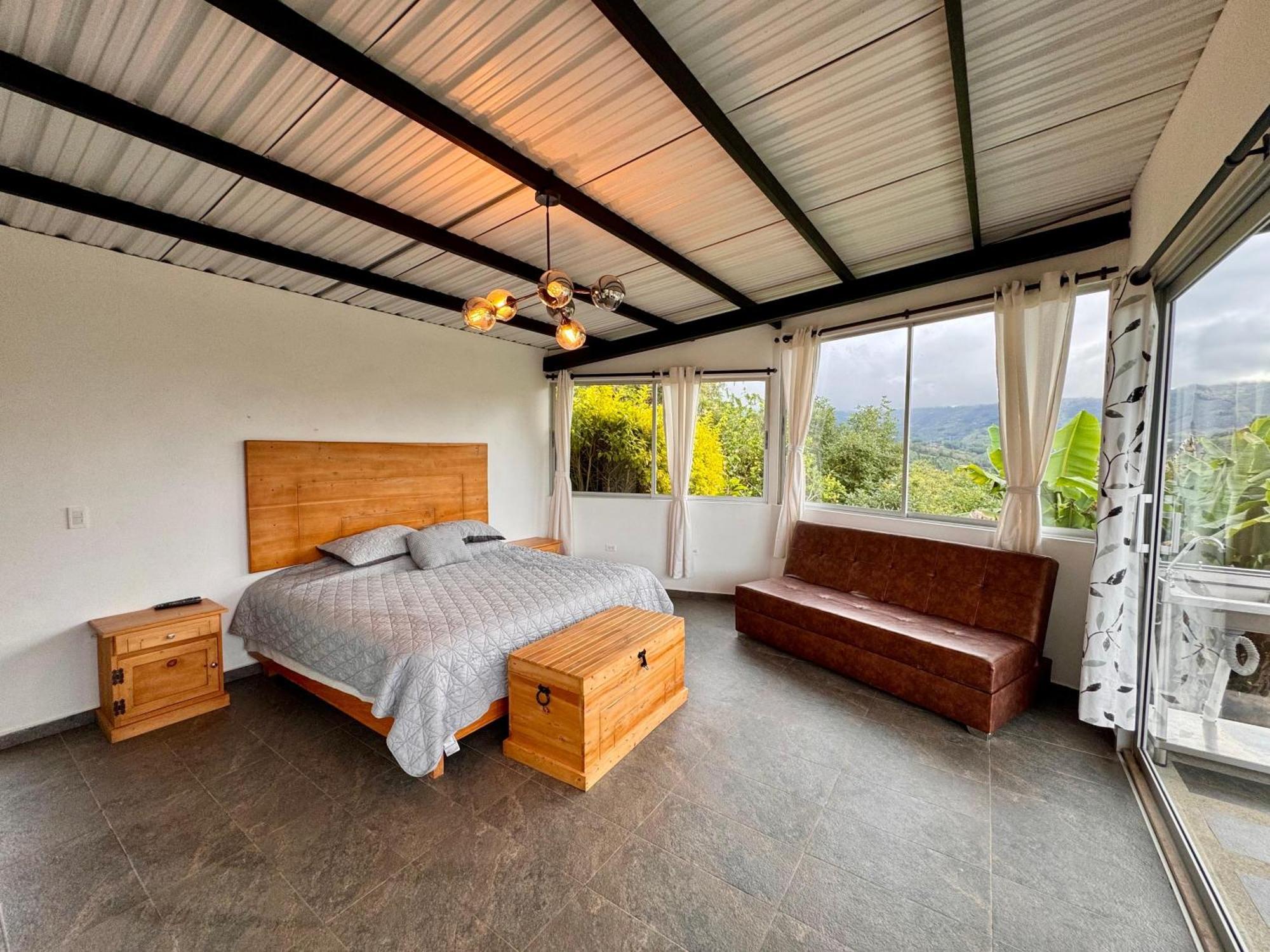 Hotel Campestre Alto Lindo En Guatape Luaran gambar