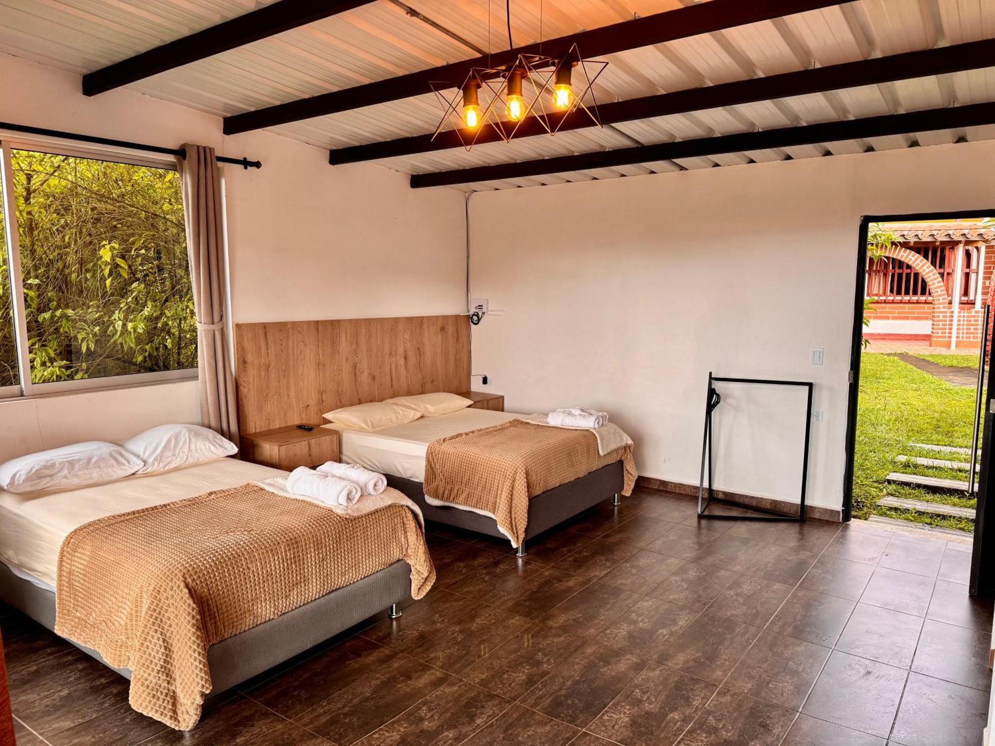 Hotel Campestre Alto Lindo En Guatape Luaran gambar