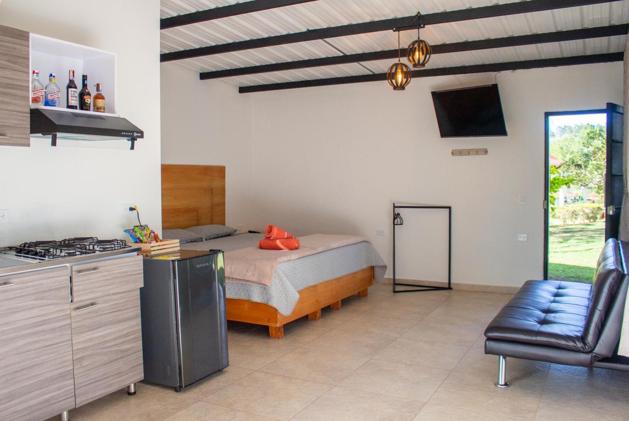 Hotel Campestre Alto Lindo En Guatape Luaran gambar