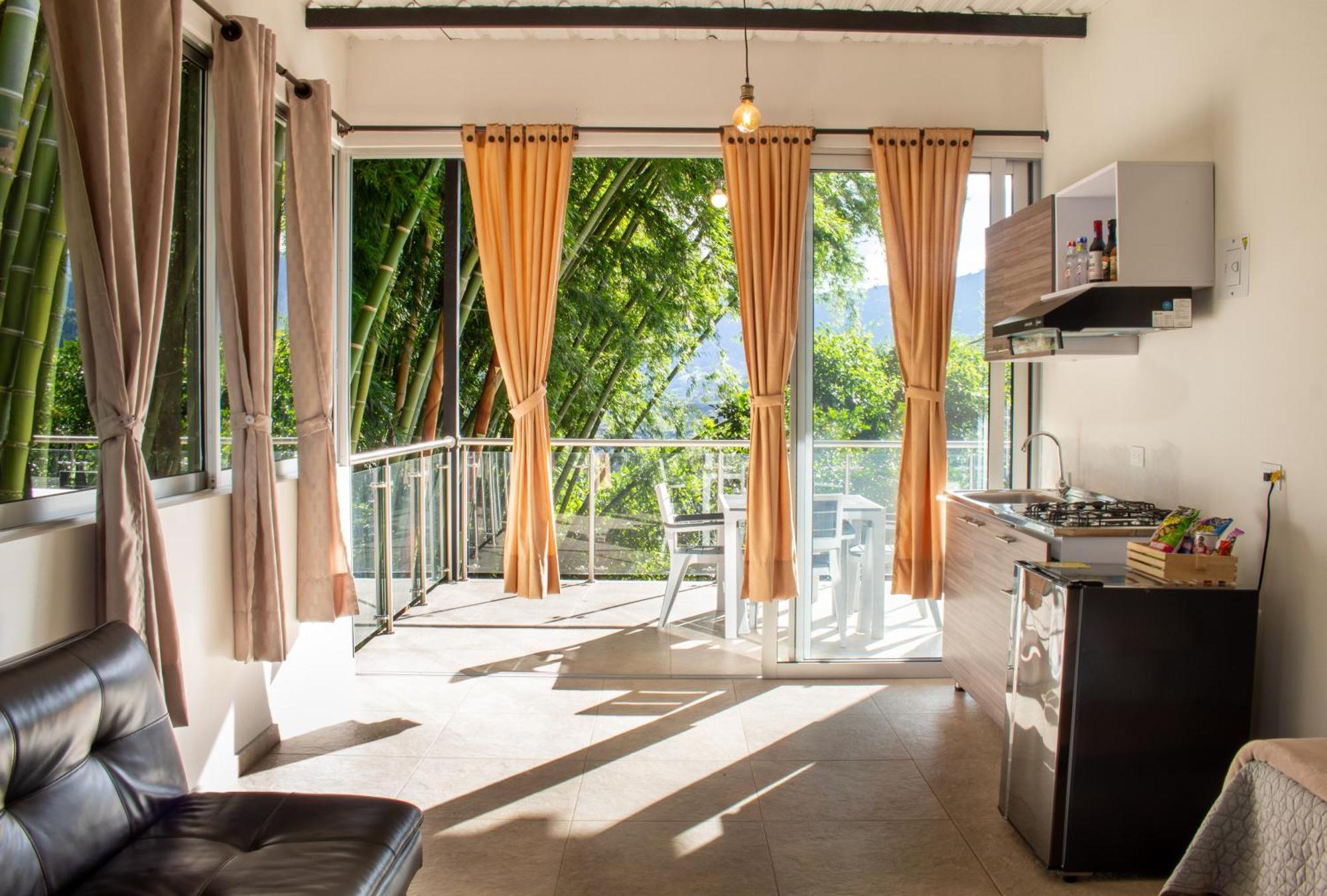 Hotel Campestre Alto Lindo En Guatape Luaran gambar